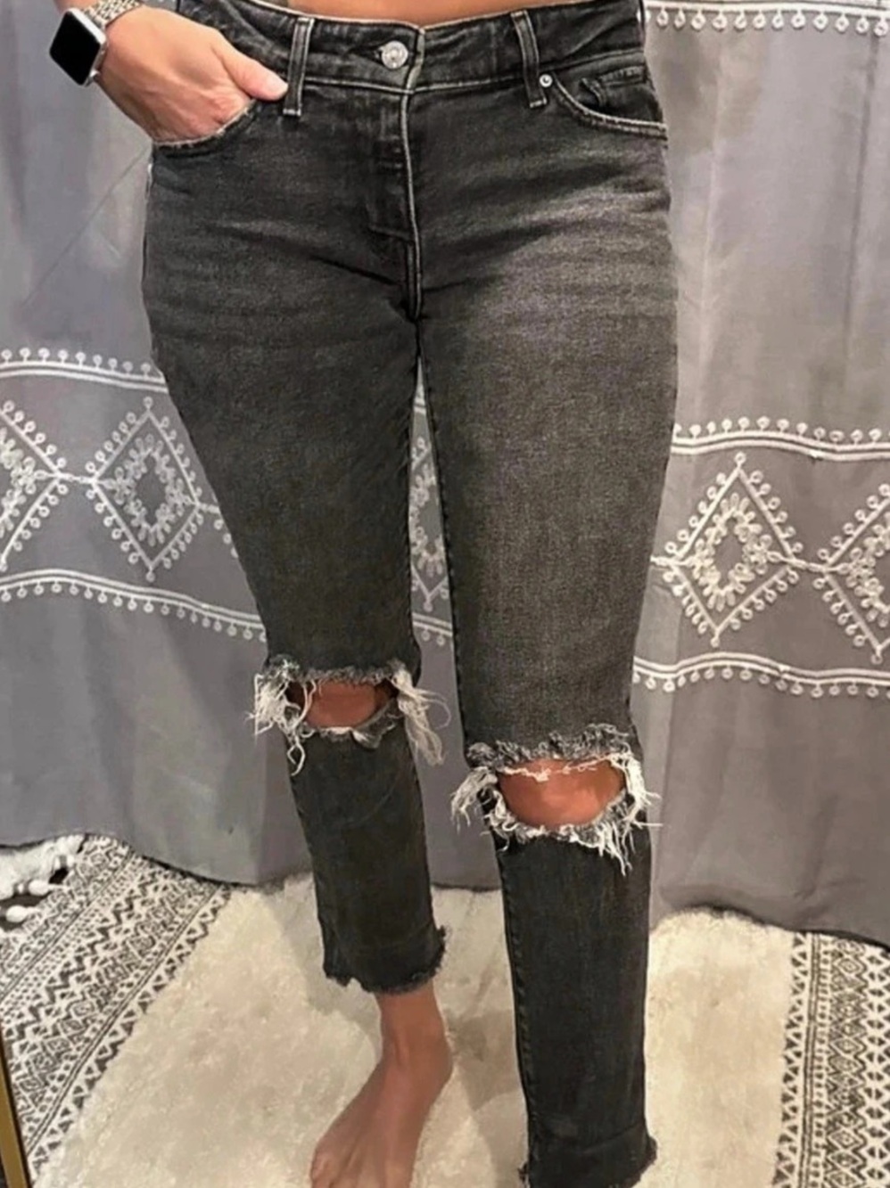 Levis 711 Skinny Distressed Skinny Jeans